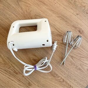 Electric White Hand Mixer